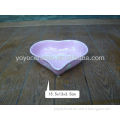 heart shaped ceramic pet feeder